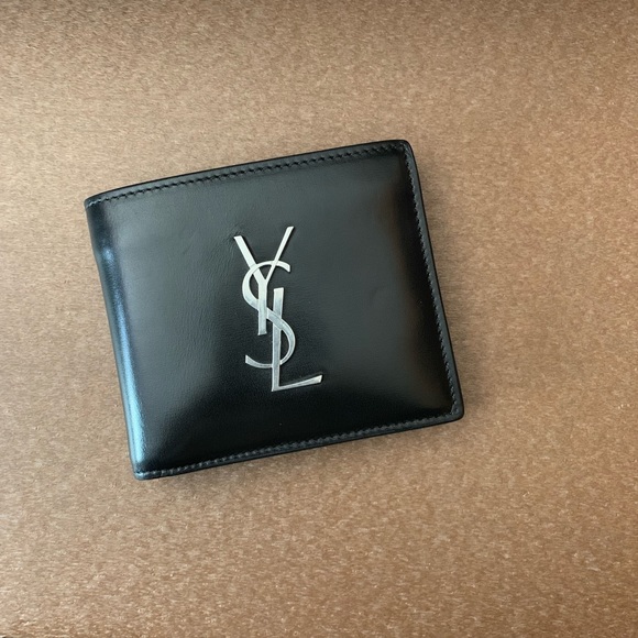 Yves Saint Laurent Other - Like new Yves Saint Laurent men’s wallet